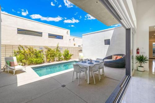 The Miralon Petite Oasis in Palm Springs, USA