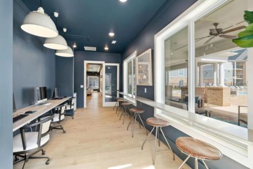 Long-term Stays in Greensboro 1 BD 1 BA detail
