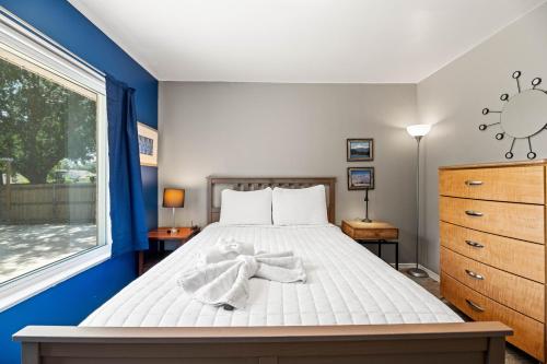 Peaceful on San Paula in Highland Meadows