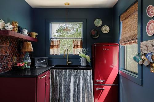 Dripping Springs Homestead - Painters Studio in Nature in Dripping Springs, USA
