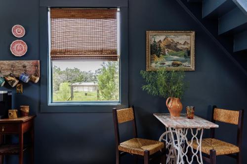 Dripping Springs Homestead - Painters Studio in Nature in Dripping Springs, USA