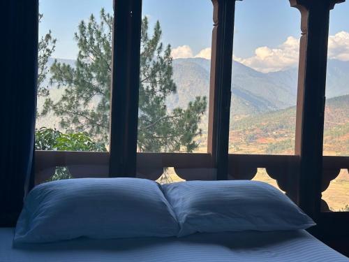 Vista exterior, CheChey Homestay in Punakha