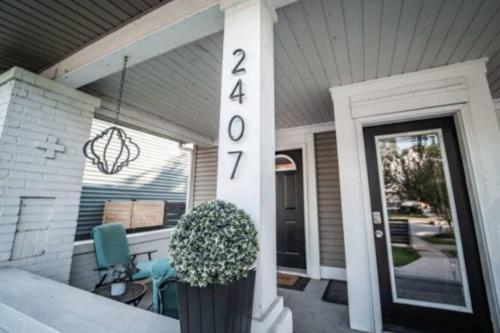 Cozy 1BR Getaway - BBQ - Backyard - Pet - Friendly near Indianapolis Múzeum