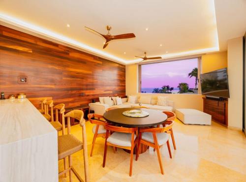 Residence Steps To Beach, Plus A Pool House! in San José del Cabo, Mexico