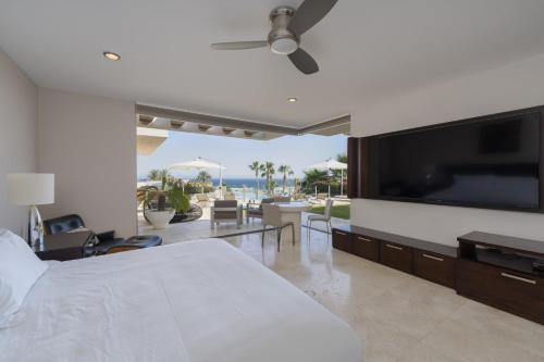 Residence Steps To Beach, Plus A Pool House! in San José del Cabo, Mexico