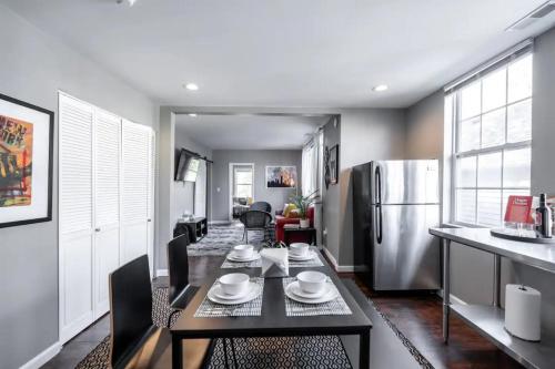 Perfect for Family Near IU Convention Downtown near พิพิธภัณฑ์เด็กอินเดียน่าโพลิส