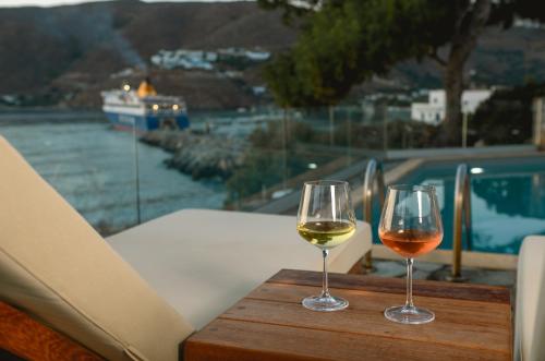 Yperia Hotel - image 3