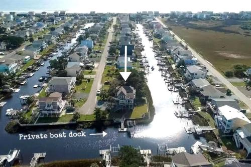 All Rise (Private Boat Dock), Holden Beach