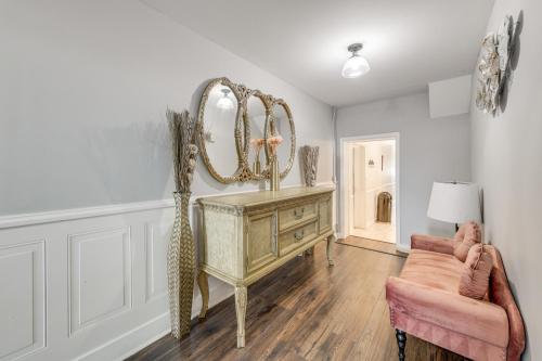 Downtown Richmond Retreat Near Financial District! in Richmond, USA