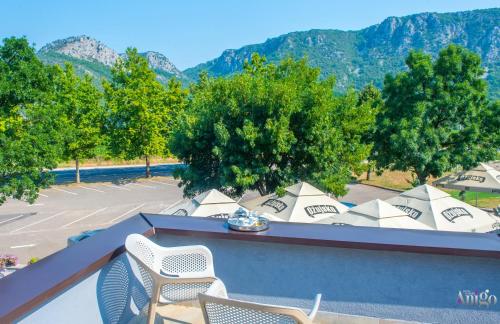 สภาพแวดล้อมโดยรอบ, Apartments Cavaliero in ซิโตมิสลิซี