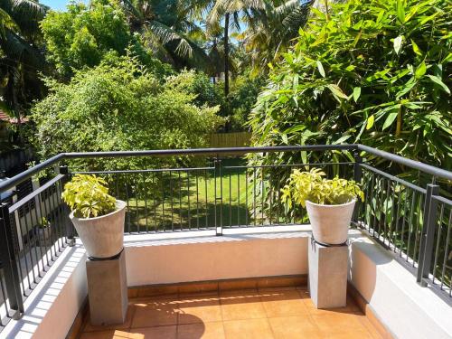 Cenreeza Airport Villa