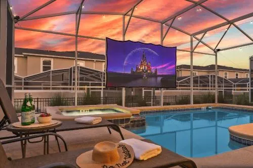 Themed house w Disney rooms private pool & spa photo 2