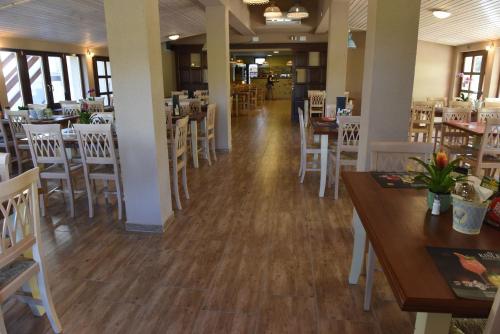 餐廳, aQuarium Panzio in 阿巴德薩洛克