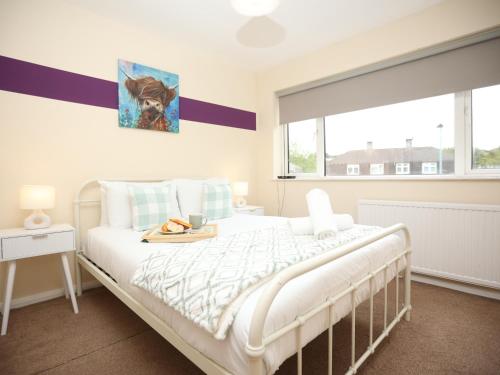 Redland Park By N And N Stays Ltd, Perfect for Contractors & Workers, Close to local amenities and w in Twerton