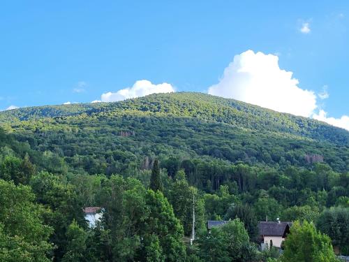Reposant et Dépaysant gîte à louer Vèbre