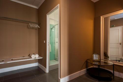 PH Downtown Suites - image 6