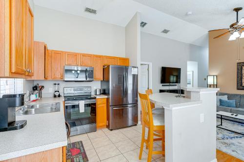 Haines City Home with Lanai 15 Mi to Legoland! in Haines City, USA