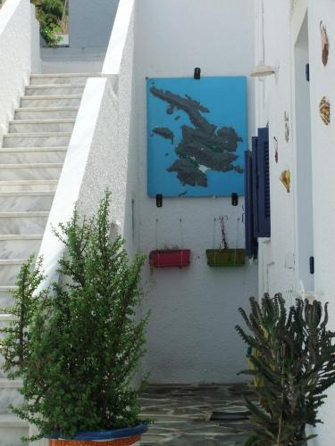 2 bedrooms, 5 beds