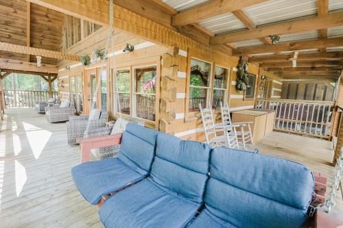 設施, Big Kahuna Lodge cabin in 鴿子谷市郊