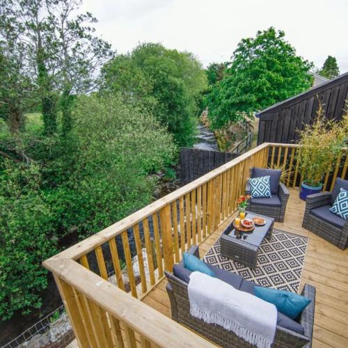 Mourne Magic House-riverside Luxury In Newcastle - County Down