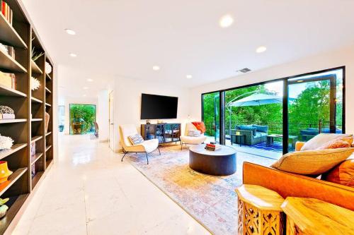 Casa Royal Beverly Hills in Los Angeles, USA