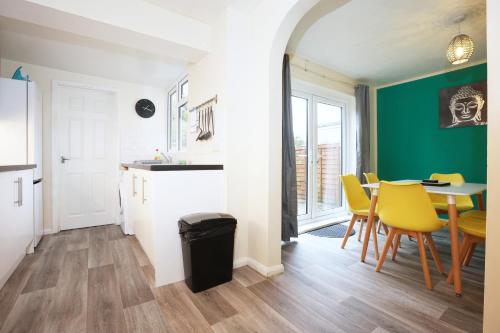 Létesítmények, Blagdon Park By N And N Stays Ltd, Perfect for Contractors and Workers, Transport links 10 mins to C in Twerton