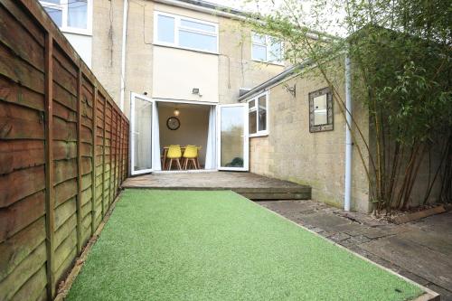 Kilátás, Blagdon Park By N And N Stays Ltd, Perfect for Contractors and Workers, Transport links 10 mins to C in Twerton