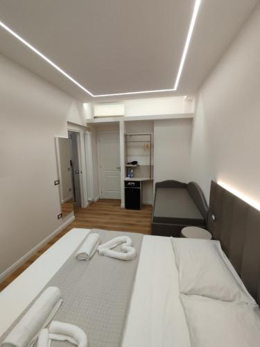 Charlie Up Room Type - Deluxe Room