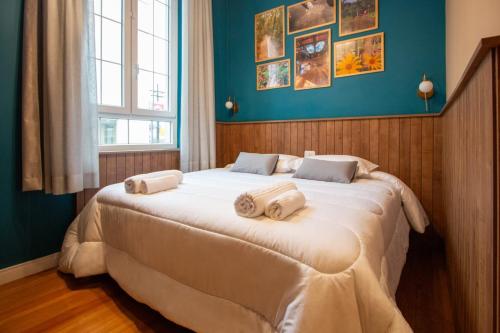 2 twin beds