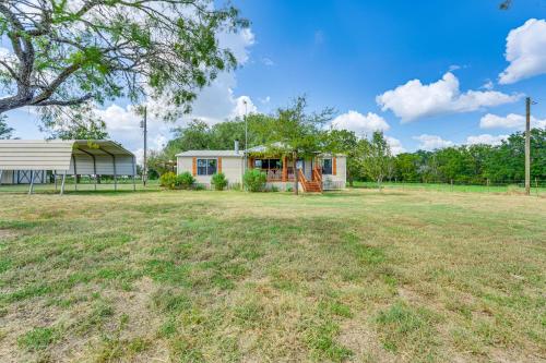 Remote Harwood Retreat with Yard and BBQ Pit! in Harwood, USA
