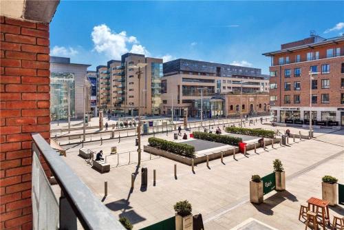 Entire Apartment in Heart of Dublin - image 12