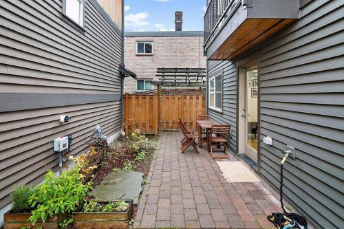 Perch - Aurora Abode, Seattle (photo 5)
