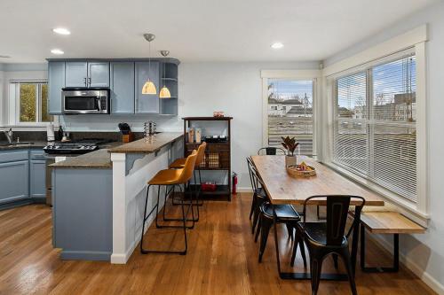 Perch - Aurora Abode, Seattle (photo 10)