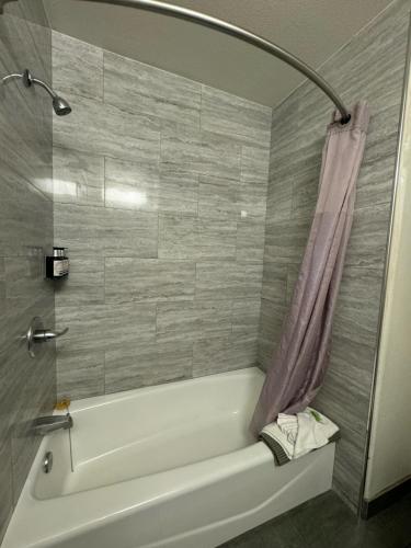 Fisherman's Cove Inn