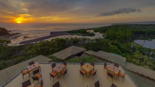 餐廳, Hotel Boutique Lagarta Lodge in 諾薩拉