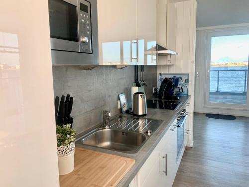 Wasserhaus Yellow submarine in Olpenitz