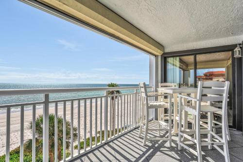 Shore House 401 in Indian Shores (Florida)