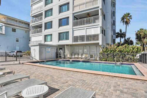 Shore House 401 in Indian Shores (Florida)