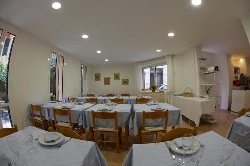 Hotel Lydia - image 5