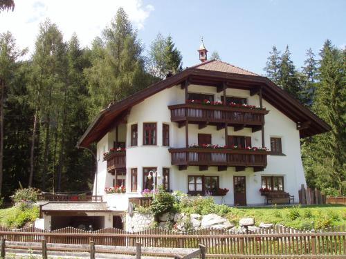 Im weißen Schlössl Friedemann - image 7