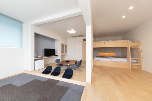 Loft Bedroom - Hida Beef Dinner Included