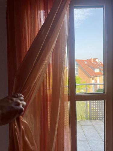 Sonniges Dachzimmer in Feucht, Deutschland