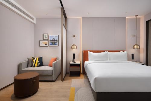 1 queen bed