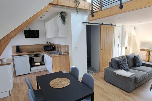Le Patio, Hyper centre rue au calme avec parking, Шербур-ан-Котантен