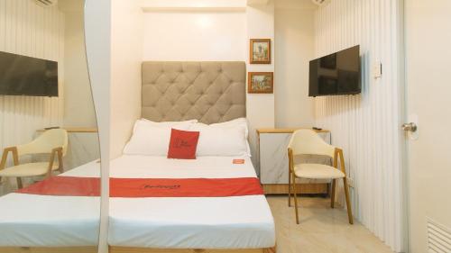 RedDoorz at Delorian Residences, Manila