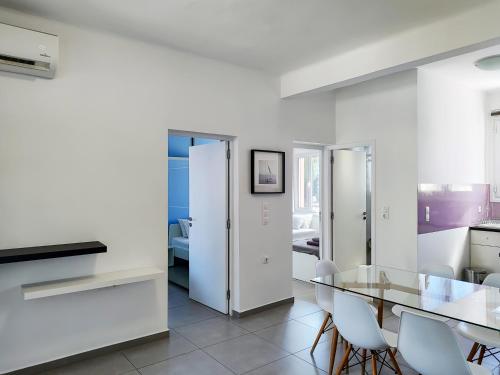 Two-Bedroom Apartment image 4