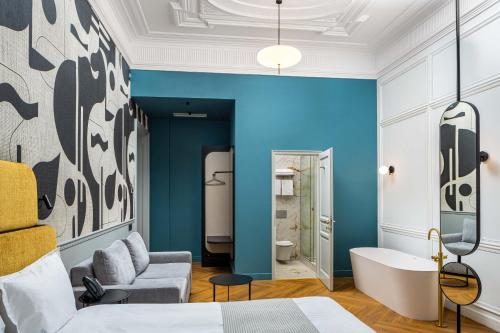 Superior Double Room image 1