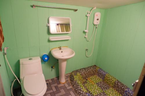 Nok Chan Mee Na Room Type - Bungalow with Garden View Nok Chan Mee Na Room Type - Bungalow with Garden View
