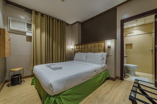 Robertson Hotel in Naga City