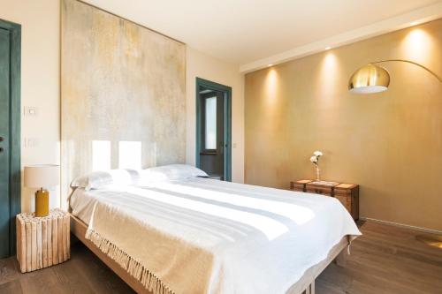 ASILO in BAROLO - The apartments ASILO in BAROLO - The apartments